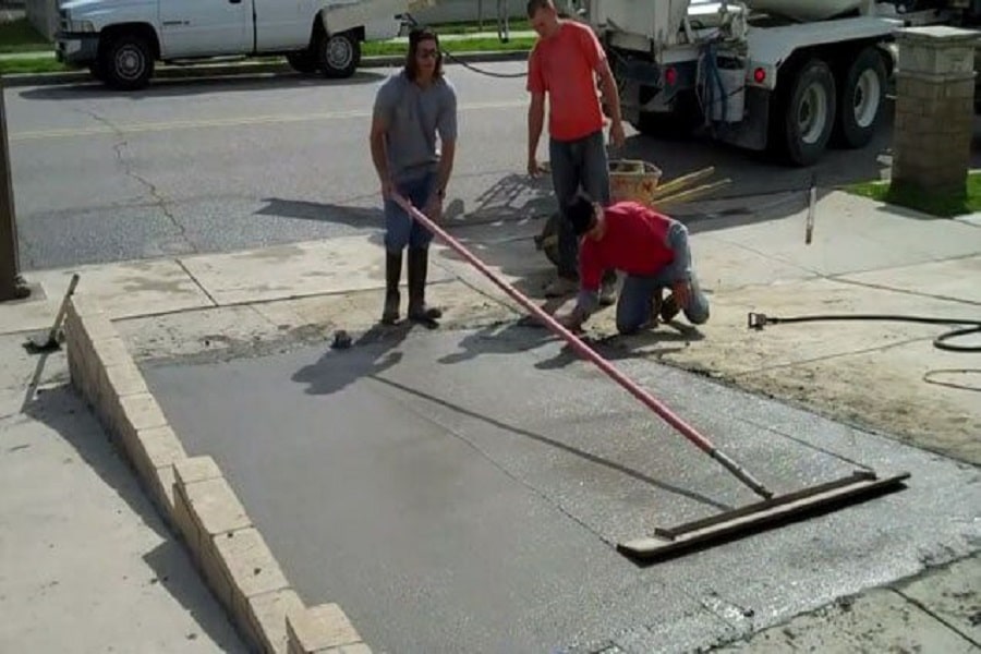 Reasons To Hire A Professional Concrete Contractor For Repairs